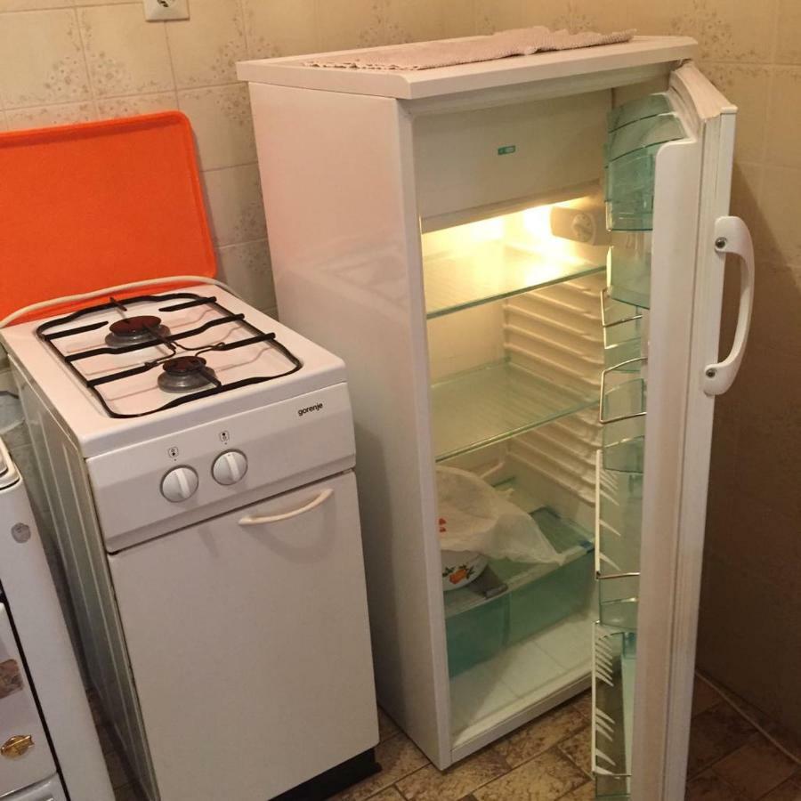 Big 4-Bedroom Apartment Perica, פודסטראנה מראה חיצוני תמונה